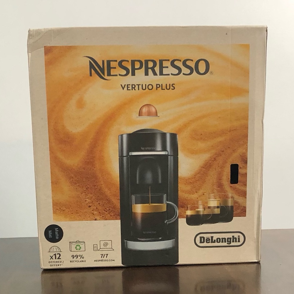 Nespresso vertuo plus Coffee Maker Machine  12 capsules tasting pack included.